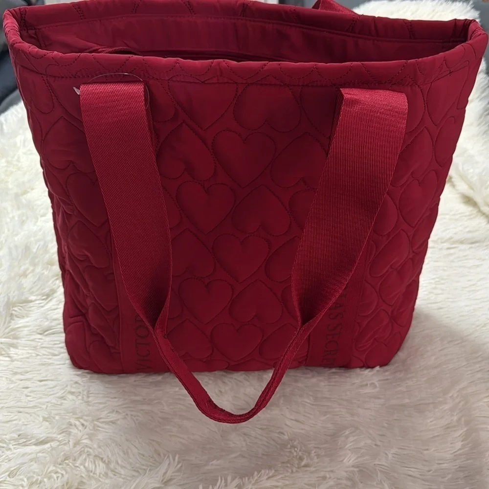 VS Quilted Puffer Tote